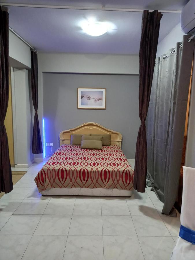 Old Town Studio Apartment Larnaca Buitenkant foto